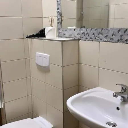 Ventana 2 Free Parking Sniadanie W Cenie 503 18 18 11 Poznań