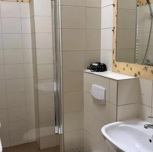 Ventana 2 Free Parking Sniadanie W Cenie 503 18 18 11 Pensjonat Poznań